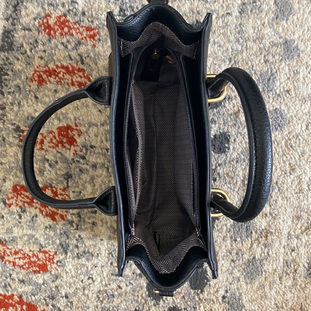 Minimalist Top Handle Structured Bagblack - image 3